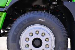 大运 致胜 复合型 230马力 6X2 4.1米自卸车(国六)(提升桥)(DYQ3246D6CB)