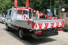 东风途逸 T5 年度款 标准版 2.0L 127马力 CNG 3.03米双排栏板小卡(国六)(EQ1031D16NC)
