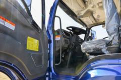 大运 致胜中卡 重载型 200马力 4X4 4.45米自卸车(DYQ2183D6BB)