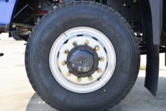 大运 致胜中卡 重载型 200马力 4X4 4.45米自卸车(DYQ2183D6BB)