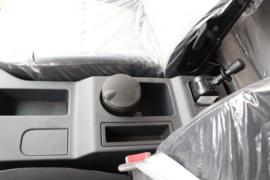 V系&nbsp;载货车驾驶室                                               图片