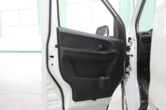 长安 睿行EM60Ⅱ 基本型 2.6T 2座 4.525米纯电动背掀门厢式运输车38.7kWh 长安 睿行EM60Ⅱ 基本型 2.6T 2座 4.525米纯电动背掀门厢式运输车38.7kWh