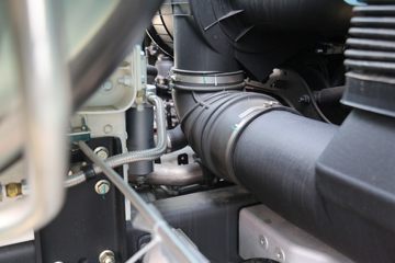 �������ó� �����콢GX 580���� 6X4 LNG�Զ���ǣ����(Һ��)(DFH4250DX13)ͼƬ