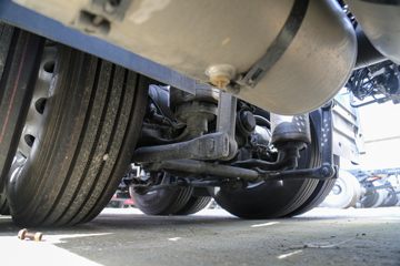 �������ó� �����콢GX 580���� 6X4 LNG�Զ���ǣ����(Һ��)(DFH4250DX13)ͼƬ