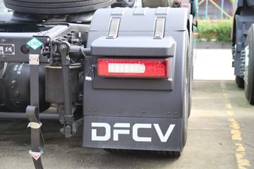 �������ó� �����콢GX 580���� 6X4 LNG�Զ���ǣ����(Һ��)(DFH4250DX13)ͼƬ