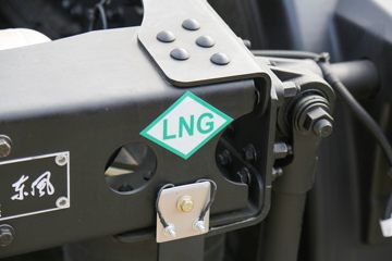 �������ó� �����콢GX 580���� 6X4 LNG�Զ���ǣ����(Һ��)(DFH4250DX13)ͼƬ