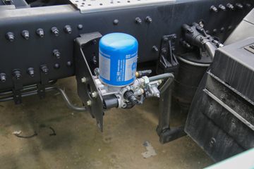 �������ó� �����콢GX 580���� 6X4 LNG�Զ���ǣ����(Һ��)(DFH4250DX13)ͼƬ