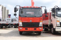 中国重汽HOWO 悍将 140马力 3.85米排半栏板轻卡(万里扬5档)(ZZ1047C3215F145)