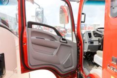 中国重汽HOWO 悍将 140马力 3.85米排半栏板轻卡(万里扬5档)(ZZ1047C3215F145)