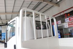 陕汽商用车 轩德翼9 标准版 160马力 4.15米单排栏板轻卡(SX1042NP6331)