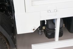 陕汽商用车 轩德翼9 标准版 160马力 4.15米单排栏板轻卡(SX1042NP6331)