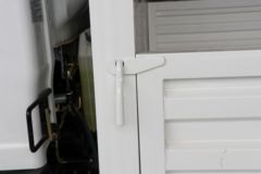 陕汽商用车 轩德翼9 标准版 160马力 4.15米单排栏板轻卡(SX1042NP6331)