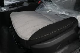 V系&nbsp;电动载货车内饰图片