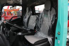 中国重汽成都商用车 V2-X 4.5T 4.15米单排纯电动仓栅式轻卡(CDW5042CCYG331DZHBEV)140kWh