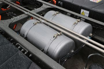 �й������ɶ����ó� V2-X 4.5T 4.15�׵��Ŵ��綯��դʽ�Ῠ140kWhͼƬ