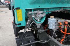 中国重汽成都商用车 V2-X 4.5T 4.15米单排纯电动仓栅式轻卡(CDW5042CCYG331DZHBEV)140kWh