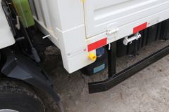 陕汽商用车 德龙G1 137马力 4.18米单排仓栅式轻卡(法士特6档)(SX5041CCYNP6331)