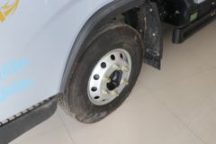陕汽商用车 德龙G1 155马力 3.82米排半栏板轻卡(SX1041NP6331)