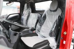 中国重汽成都商用车 瑞狮 170马力 4.15米单排仓栅式轻卡