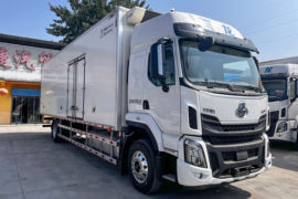 乘龙H5&nbsp;冷藏车外观图片