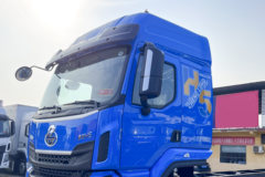 东风柳汽 乘龙H5 320马力 4X2 9.6米厢式载货车(LZ5180XXYH5AC8)