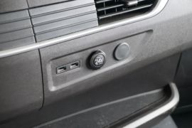 杰狮H6&nbsp;载货车驾驶室                                               图片