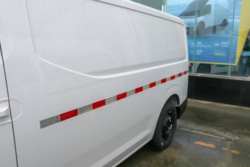 Զ�� ����VAN ���̰� 3.9T 5.49�״��綯����Ͷ���ջ���68kWhͼƬ