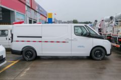 远程 超级VAN 劲程版 3.9T 5.49米纯电动中轴低顶封闭货车68kWh