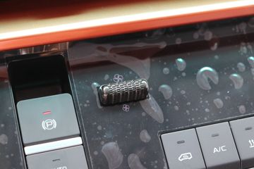 Զ�� ����VAN ���̰� 3.9T 5.49�״��綯����Ͷ���ջ���68kWhͼƬ