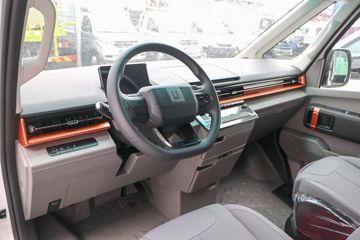 Զ�� ����VAN ���̰� 3.9T 5.49�״��綯����Ͷ���ջ���68kWhͼƬ