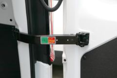 远程 超级VAN 劲程版 3.9T 5.49米纯电动中轴低顶封闭货车68kWh