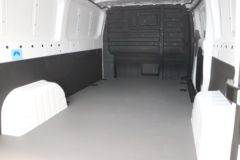 远程 超级VAN 劲程版 3.9T 5.49米纯电动中轴低顶封闭货车68kWh