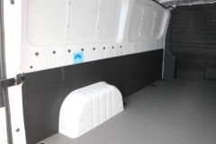 远程 超级VAN 劲程版 3.9T 5.49米纯电动中轴低顶封闭货车68kWh
