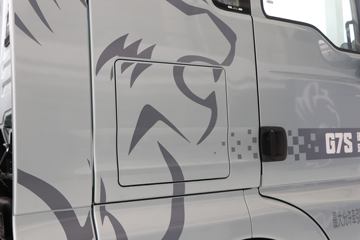 �й����� �ǵ¿�SITRAK G7S�ؿ� 590���� 6X4 LNG�Զ���ǣ����(��Һ��)ͼƬ