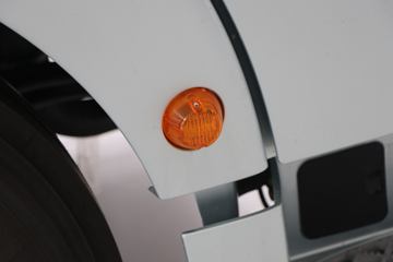 �й����� �ǵ¿�SITRAK G7S�ؿ� 590���� 6X4 LNG�Զ���ǣ����(��Һ��)ͼƬ