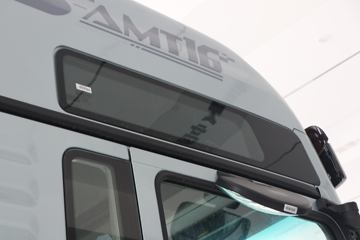 �й����� �ǵ¿�SITRAK G7S�ؿ� 590���� 6X4 LNG�Զ���ǣ����(��Һ��)ͼƬ