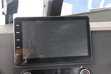 �й����� �ǵ¿�SITRAK G7S�ؿ� 590���� 6X4 LNG�Զ���ǣ����(��Һ��)ͼƬ