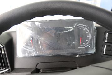 �й����� �ǵ¿�SITRAK G7S�ؿ� 590���� 6X4 LNG�Զ���ǣ����(��Һ��)ͼƬ