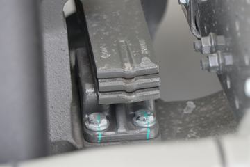 �й����� �ǵ¿�SITRAK G7S�ؿ� 590���� 6X4 LNG�Զ���ǣ����(��Һ��)ͼƬ