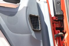 青岛解放 JH6 智尊版 560马力 8X4 畜禽运输车(带液缓) 青岛解放 JH6 智尊版 560马力 8X4 畜禽运输车(带液缓)