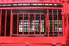 青岛解放 JH6 智尊版 560马力 8X4 畜禽运输车(带液缓) 青岛解放 JH6 智尊版 560马力 8X4 畜禽运输车(带液缓)