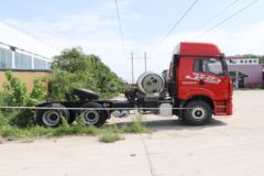 青岛解放 JH5重卡 480马力 6X4 LNG牵引车