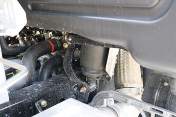 �ൺ��� JH6�ؿ� ����� 590���� 6X4 LNG�Զ���ǣ����ͼƬ