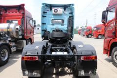 青岛解放 JH6重卡 680马力 6X4 AMT自动档牵引车(457冲焊桥)(CA4258P25K15T1E6A80)