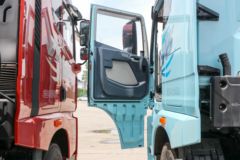 青岛解放 JH6重卡 680马力 6X4 AMT自动档牵引车(457冲焊桥)(CA4258P25K15T1E6A80)