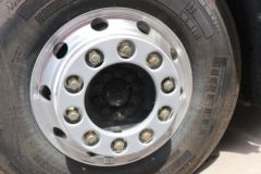 青岛解放 JH6重卡 680马力 6X4 AMT自动档牵引车(457冲焊桥)(CA4258P25K15T1E6A80)