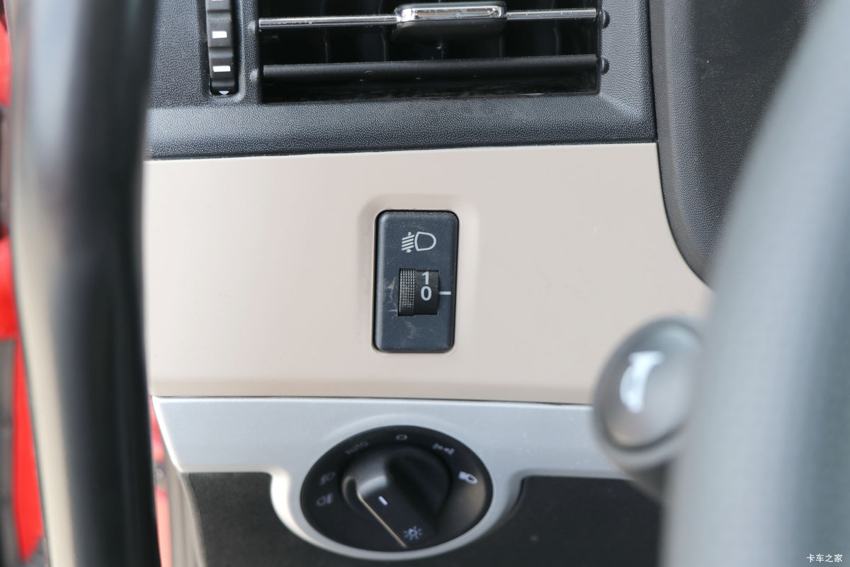 ó KR PLUS ʰ 300 4X2 6.8ײդʽػʻ                                               