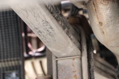 东风商用车 天锦KR PLUS 舒适版 300马力 4X2 6.8米仓栅式载货车