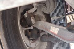 东风商用车 天锦KR PLUS 舒适版 300马力 4X2 6.8米仓栅式载货车