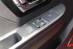 陕汽商用车 德龙G300 170马力 4.18米单排仓栅式轻卡(7T后桥)(SX5046CCYNP6341)